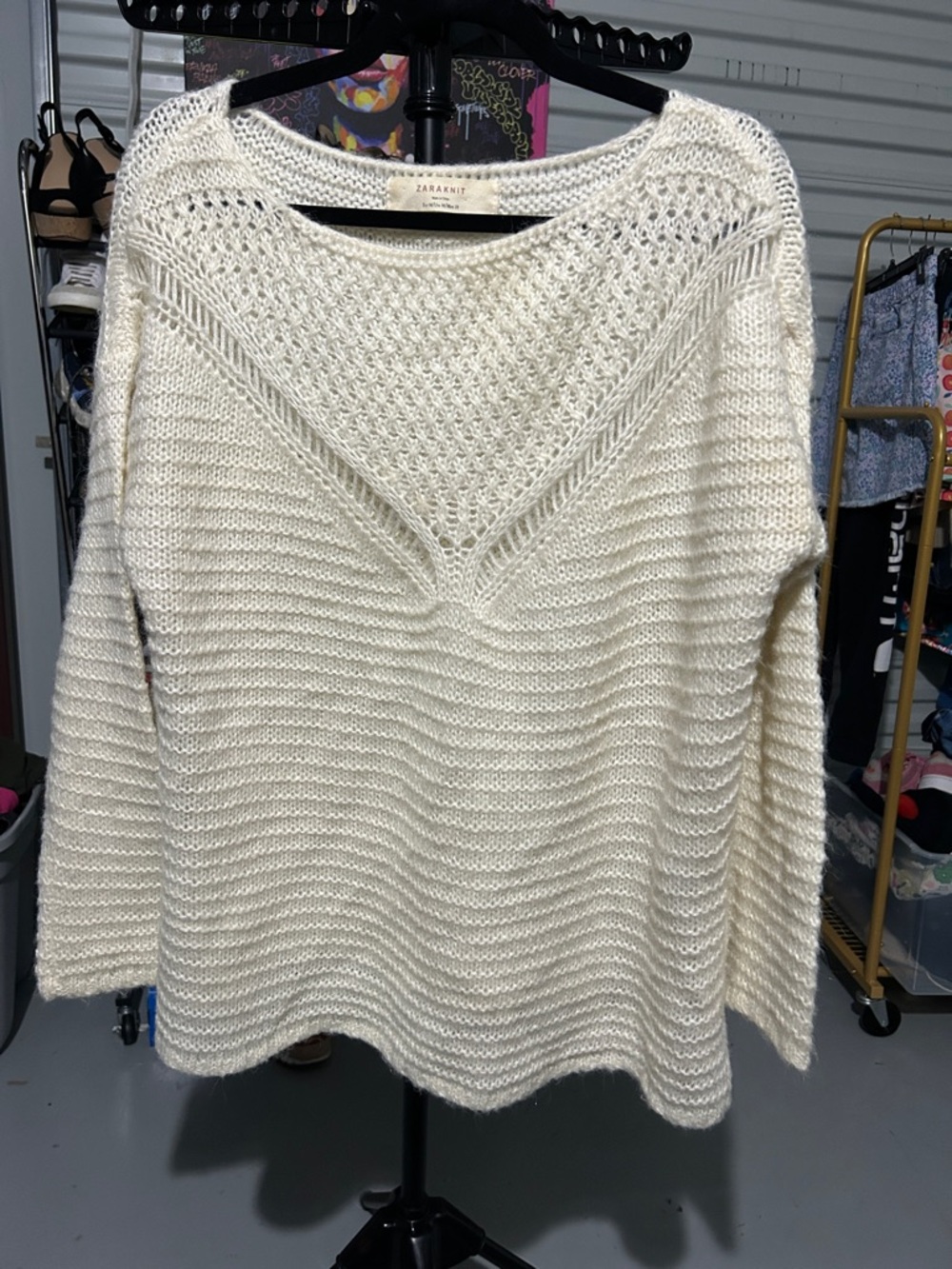 Zara Cream Open-Knit V-Detail Crewneck Sweater size medium
